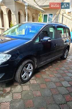Минивэн Volkswagen Touran 2004 в 