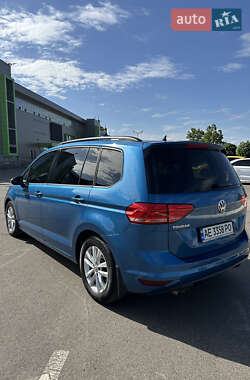 Микровэн Volkswagen Touran 2016 в 
