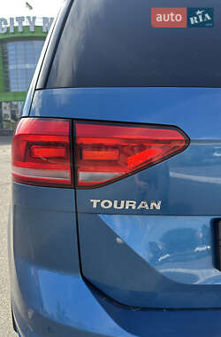 Микровэн Volkswagen Touran 2016 в 