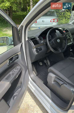 Минивэн Volkswagen Touran 2007 в 