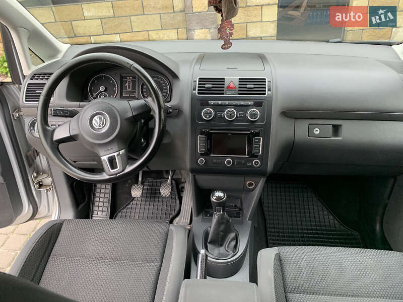 Мінівен Volkswagen Touran 2012 в Львові