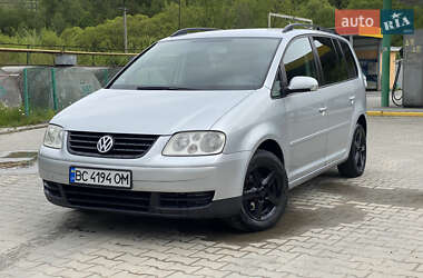 Минивэн Volkswagen Touran 2004 в Турке