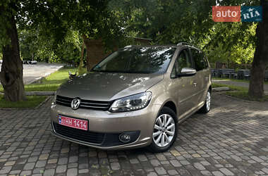 Минивэн Volkswagen Touran 2012 в Луцке