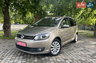 Минивэн Volkswagen Touran 2012 в 