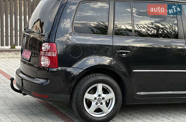 Минивэн Volkswagen Touran 2008 в 