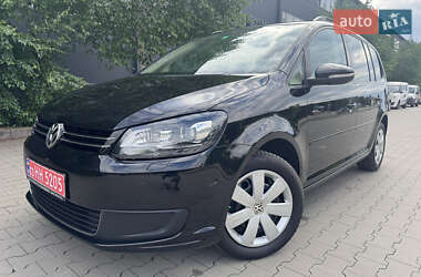 Мінівен Volkswagen Touran 2011 в 