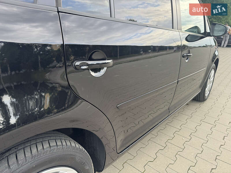 Мінівен Volkswagen Touran 2011 в Білій Церкві