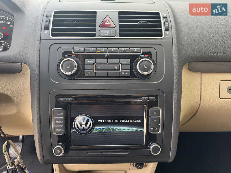 Мінівен Volkswagen Touran 2011 в Білій Церкві