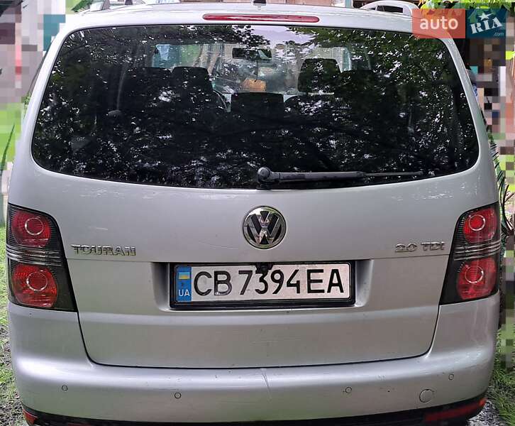 Минивэн Volkswagen Touran 2009 в Чернигове