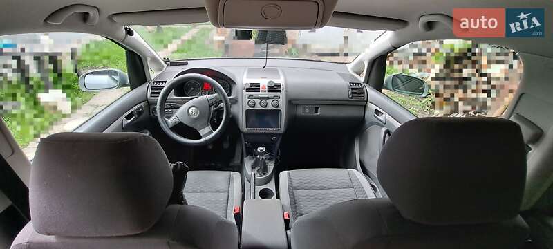 Минивэн Volkswagen Touran 2009 в Чернигове