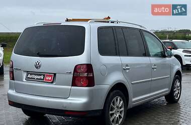Минивэн Volkswagen Touran 2009 в 