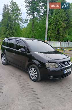 Минивэн Volkswagen Touran 2003 в Дрогобыче