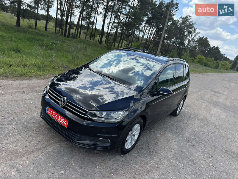 Микровэн Volkswagen Touran 2020 в Броварах
