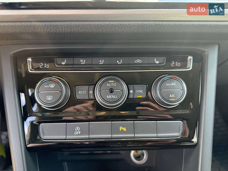 Микровэн Volkswagen Touran 2020 в Броварах
