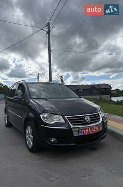 Минивэн Volkswagen Touran 2009 в Белой Церкви