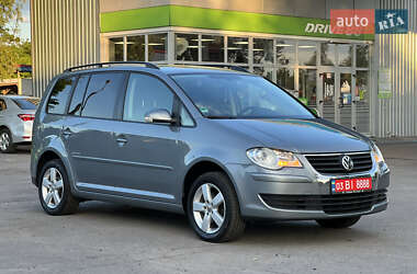Минивэн Volkswagen Touran 2008 в 