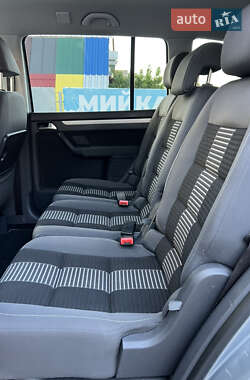 Минивэн Volkswagen Touran 2008 в 