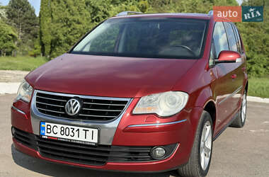 Минивэн Volkswagen Touran 2007 в 