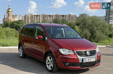 Минивэн Volkswagen Touran 2007 в 