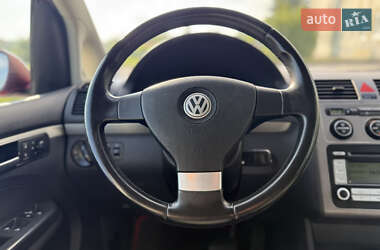 Минивэн Volkswagen Touran 2007 в 