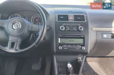 Минивэн Volkswagen Touran 2010 в 