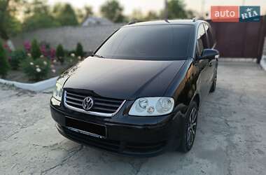 Мінівен Volkswagen Touran 2006 в 