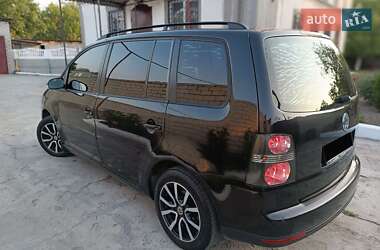 Мінівен Volkswagen Touran 2006 в 