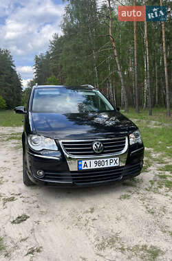 Минивэн Volkswagen Touran 2006 в Ирпене