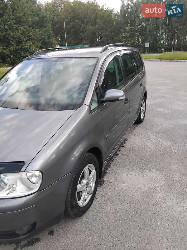 Volkswagen Touran 2006