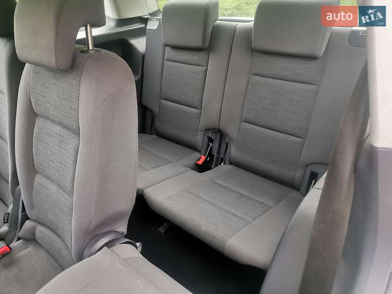 Минивэн Volkswagen Touran 2009 в Любомле
