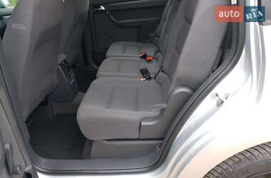 Минивэн Volkswagen Touran 2004 в 