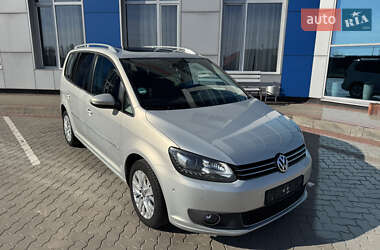 Минивэн Volkswagen Touran 2013 в 