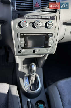 Минивэн Volkswagen Touran 2013 в 