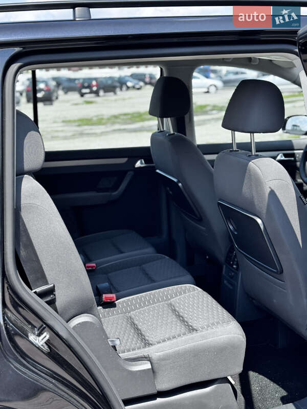 Минивэн Volkswagen Touran 2008 в Виннице