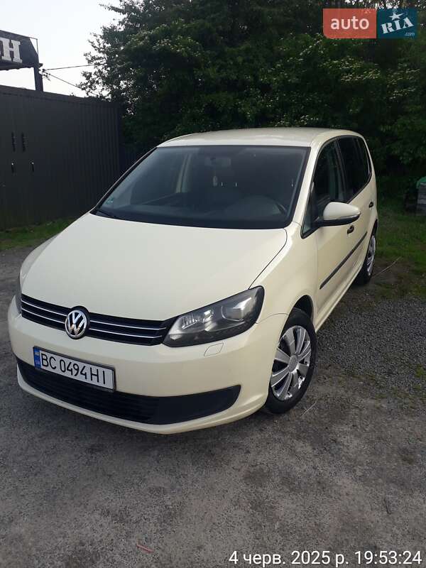 Volkswagen Touran 2014