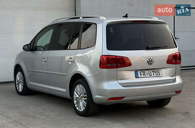 Минивэн Volkswagen Touran 2015 в 