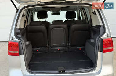 Минивэн Volkswagen Touran 2015 в 