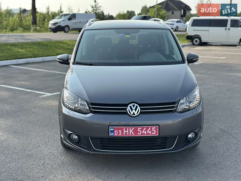 Мінівен Volkswagen Touran 2014 в Луцьку
