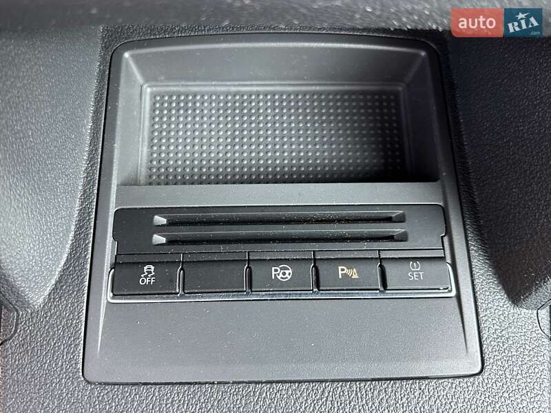 Мінівен Volkswagen Touran 2014 в Луцьку