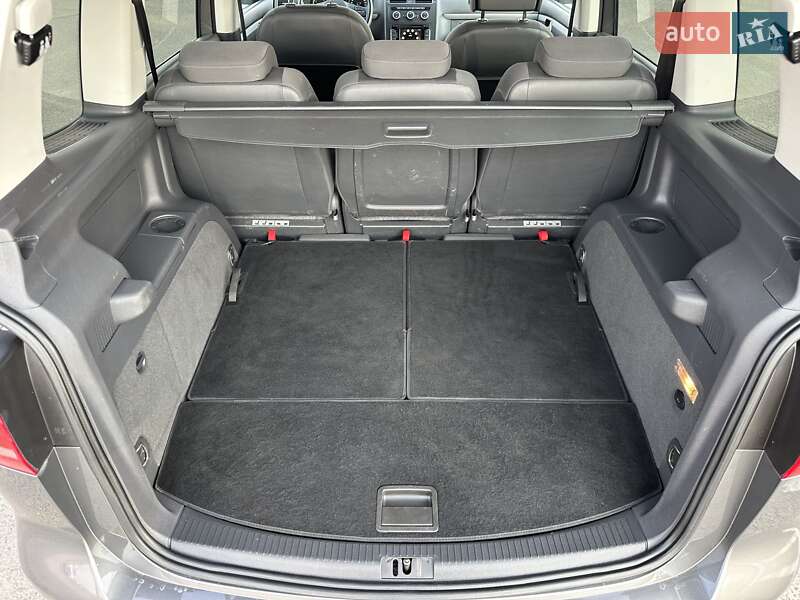 Мінівен Volkswagen Touran 2014 в Луцьку