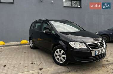 Мінівен Volkswagen Touran 2008 в Новоселиці