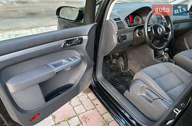 Мінівен Volkswagen Touran 2005 в 
