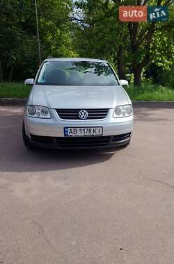 Минивэн Volkswagen Touran 2006 в 