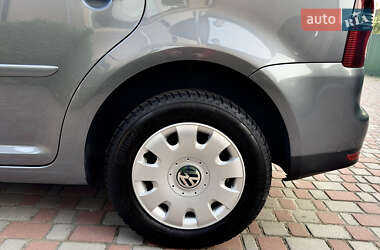 Мінівен Volkswagen Touran 2008 в 