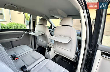 Мінівен Volkswagen Touran 2008 в 
