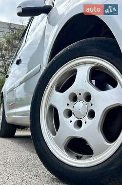 Мінівен Volkswagen Touran 2005 в 