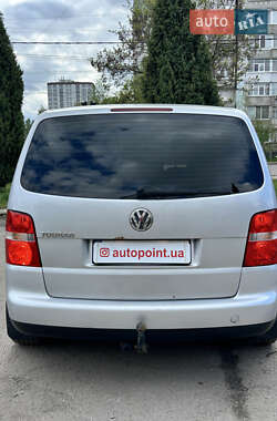 Мінівен Volkswagen Touran 2005 в 