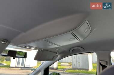 Мінівен Volkswagen Touran 2008 в 