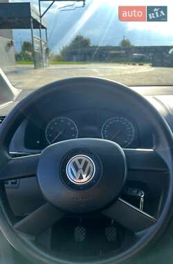 Минивэн Volkswagen Touran 2006 в 