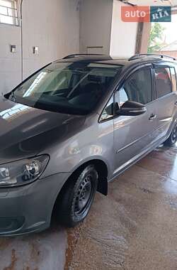 Мінівен Volkswagen Touran 2010 в Кропивницькому